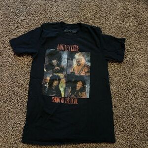 Motley Crue Black Graphic Tee